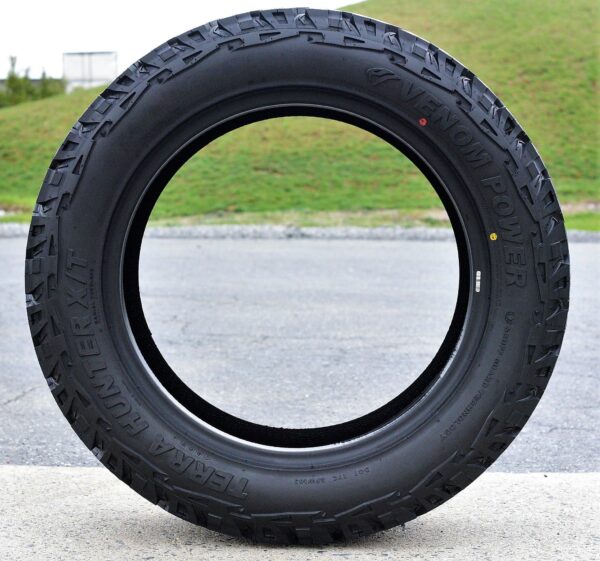 2f5a0153826b43c0b45005b613040f9d Venom Power Terra Hunter 265/65R17 112T All-Terrain Tire