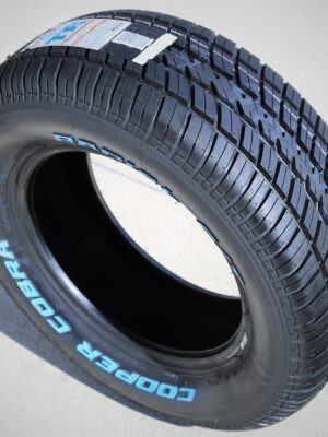 Tire Cooper Cobra Radial G/T 225/70R15 100T (RWL) A/S All Season