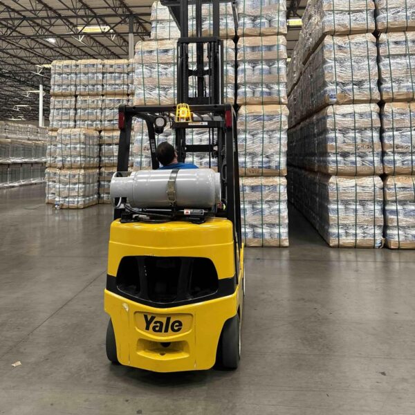 b73710bf540f4e94a38a18d6a671c9c0 Steel Forklift Propane Tank Cylinder with Built-in Gauge, Gray-Flame King