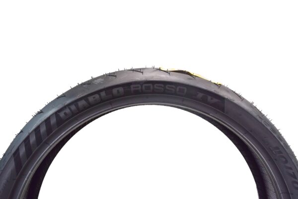 c64b4ea8a23c4a0cb5edd3e83c355b9a-1 Pirelli Diablo Rosso IV Motorcycle Tires Set – Front 110/70ZR17 & Rear 190/55ZR17 with Bonus Keychain