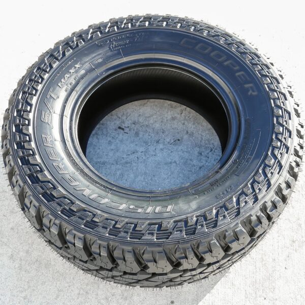 f203900a0d374d51ac3b980a915573c3 Set of 4 (FOUR) Cooper Discoverer S/T Maxx LT 275/70R18 125/122Q E 10 Ply MT M/T Mud Tires Fits: 2022-23 Chevrolet Silverado 1500 ZR2